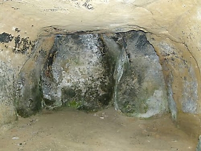 Interior de la ermita de San Martín de Castilseco