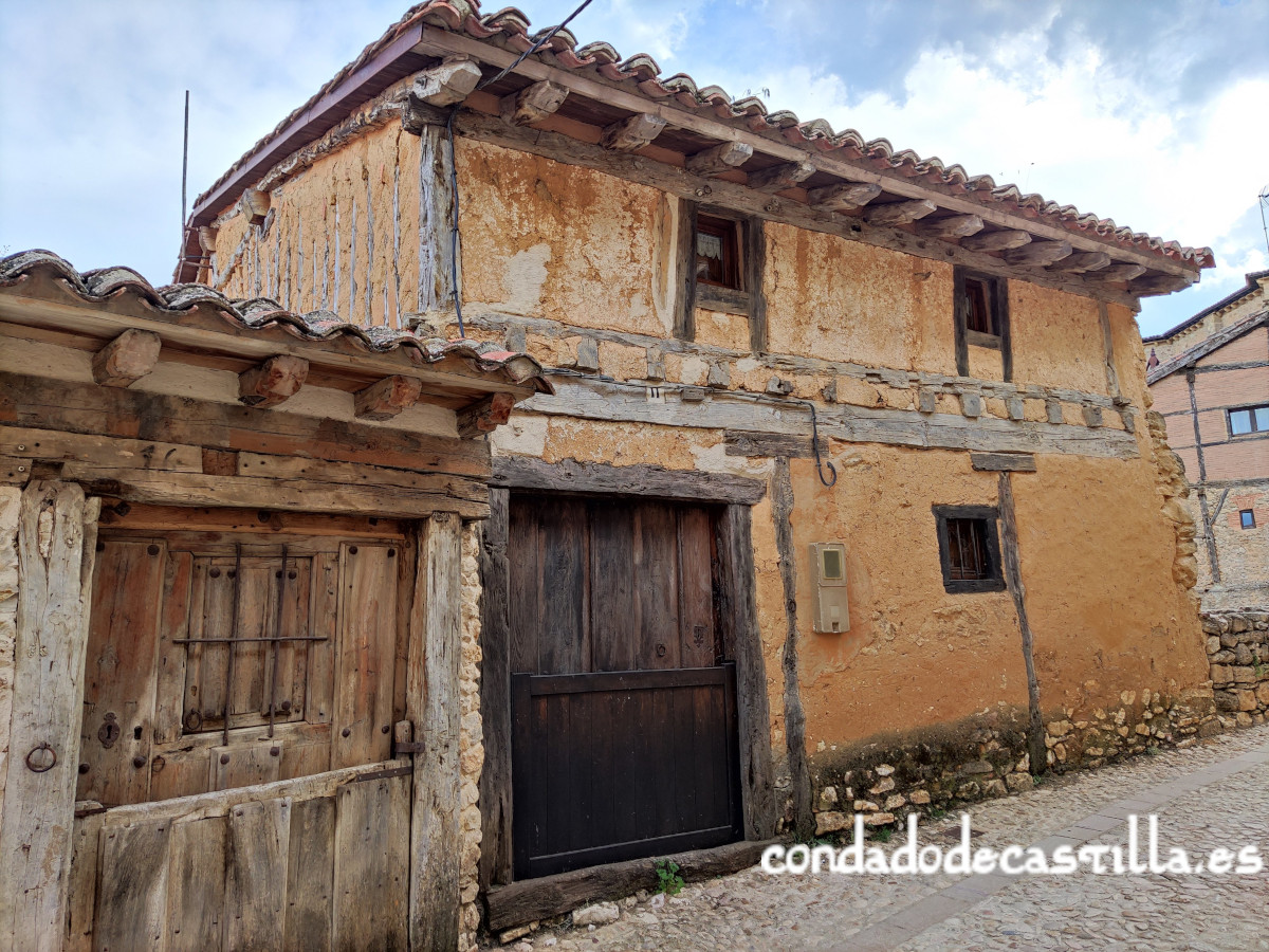 Soportales en Calatañazor