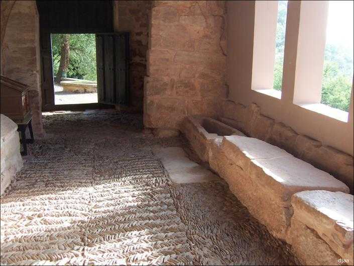 tumbas infantes lara