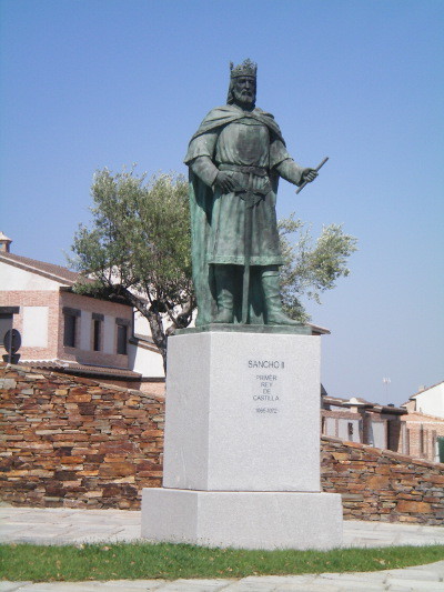 11 estatua sancho ii
