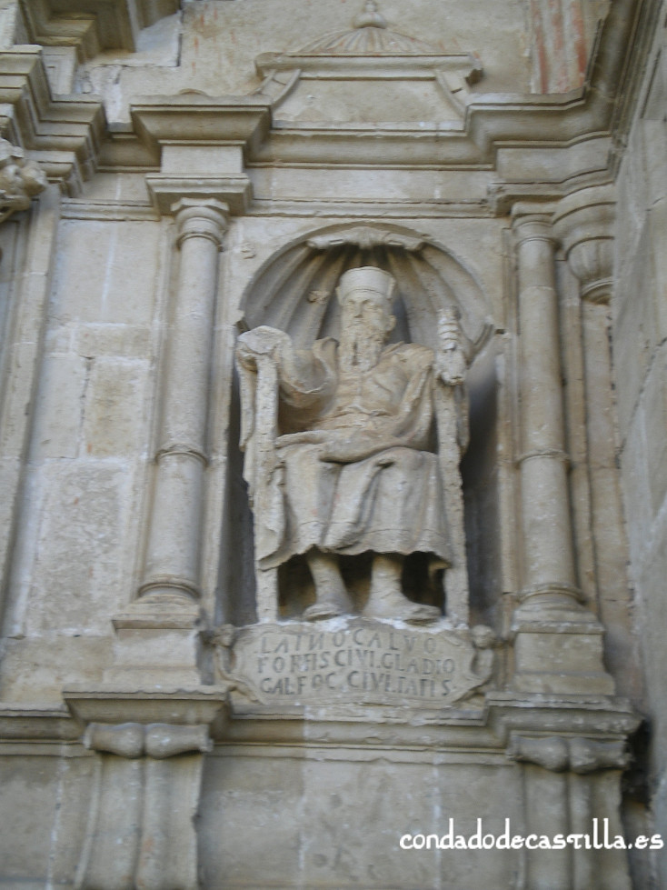 Estatua Laín Calvo en Bisjueces
