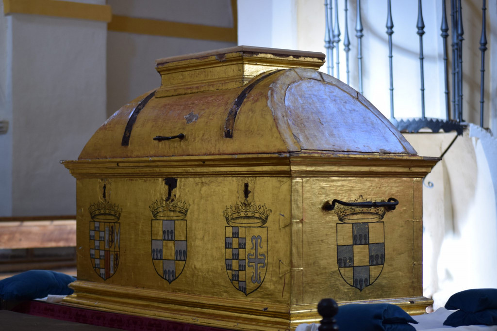 Arca con las reliquias de San Vitores