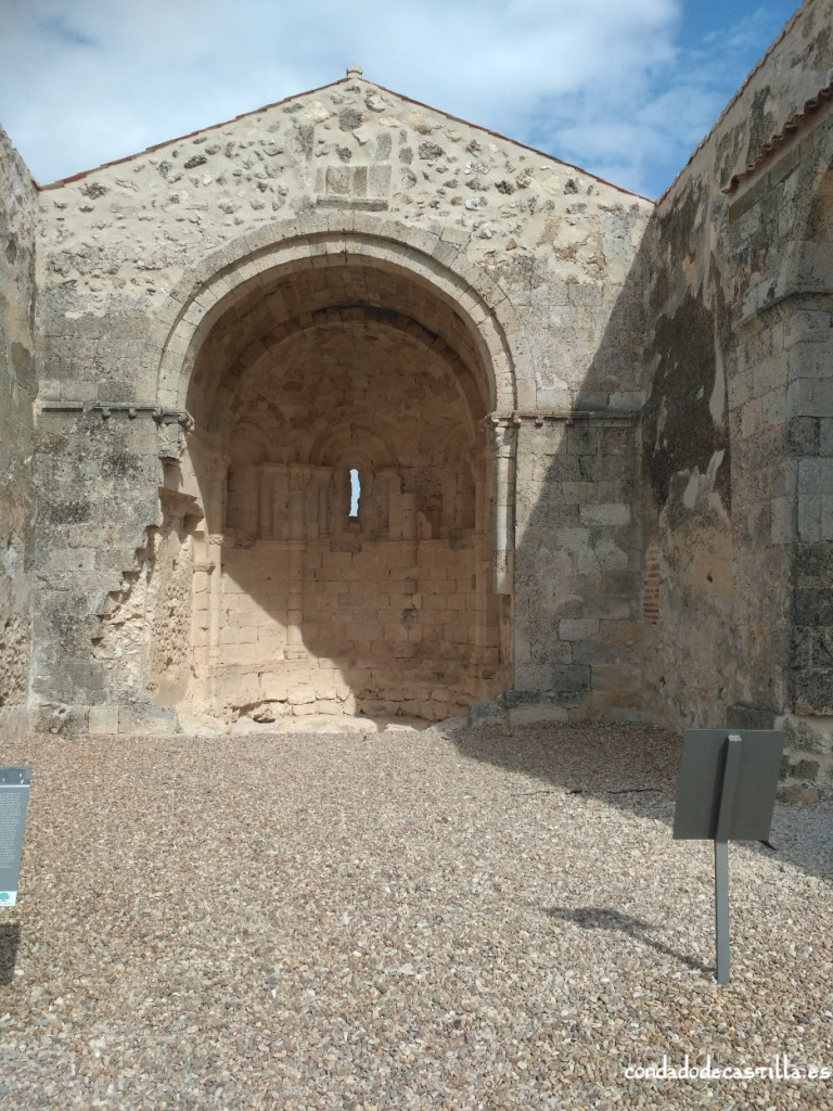 Interior de San Miguel de Sacramenia