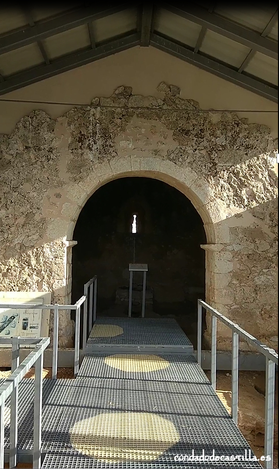 Interior de la ermita de Santa cruz de Valdezate