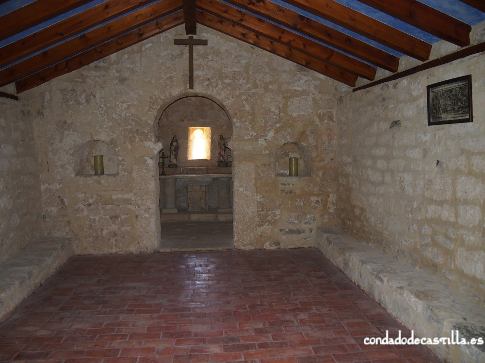 Interior de la ermita de Santa Centola y Elena