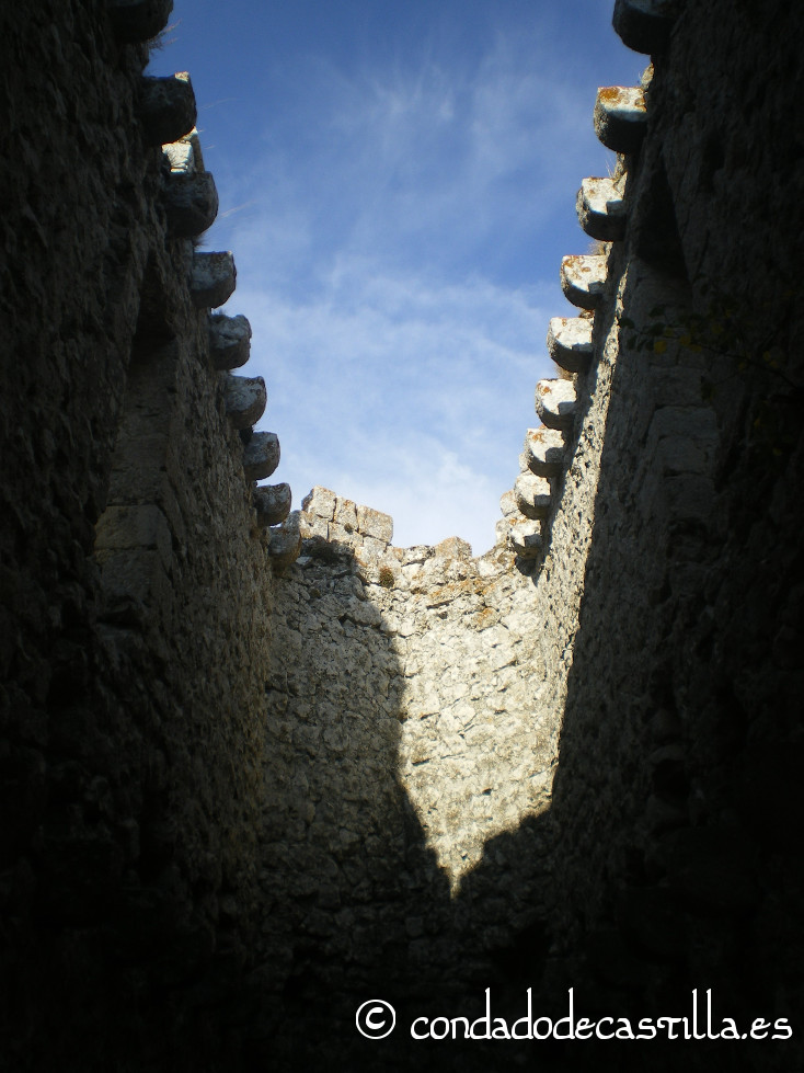 Interior del castillo de Urbel