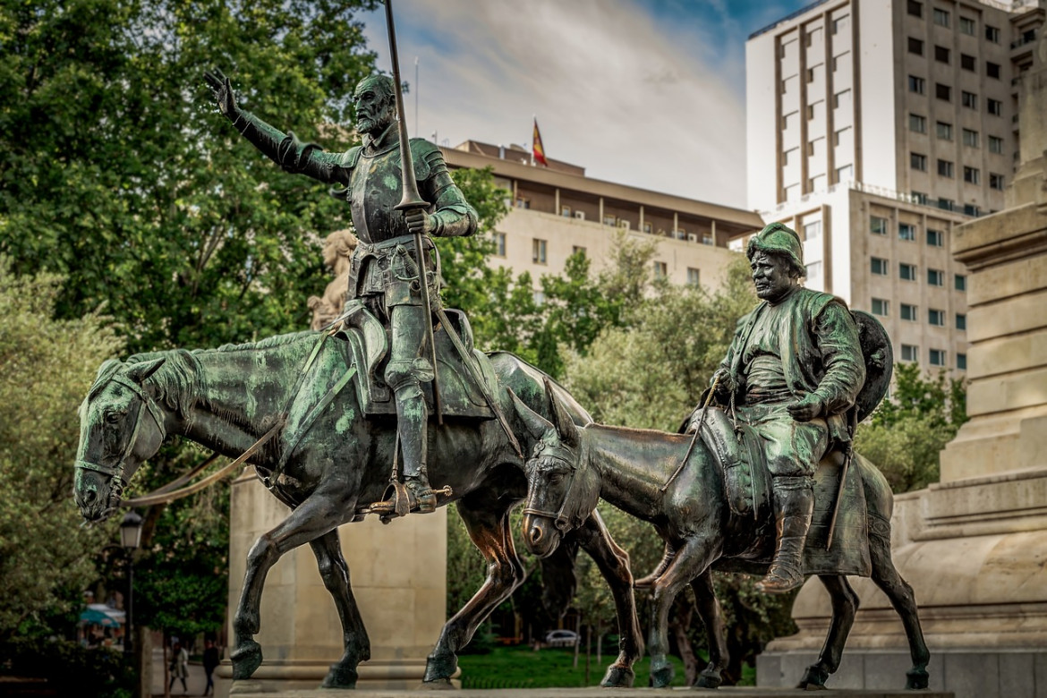 Don Quijote y Sancho Panza en la Plaza de España de Madrid Don Quijote y Sancho Panza en la Plaza de España de Madrid