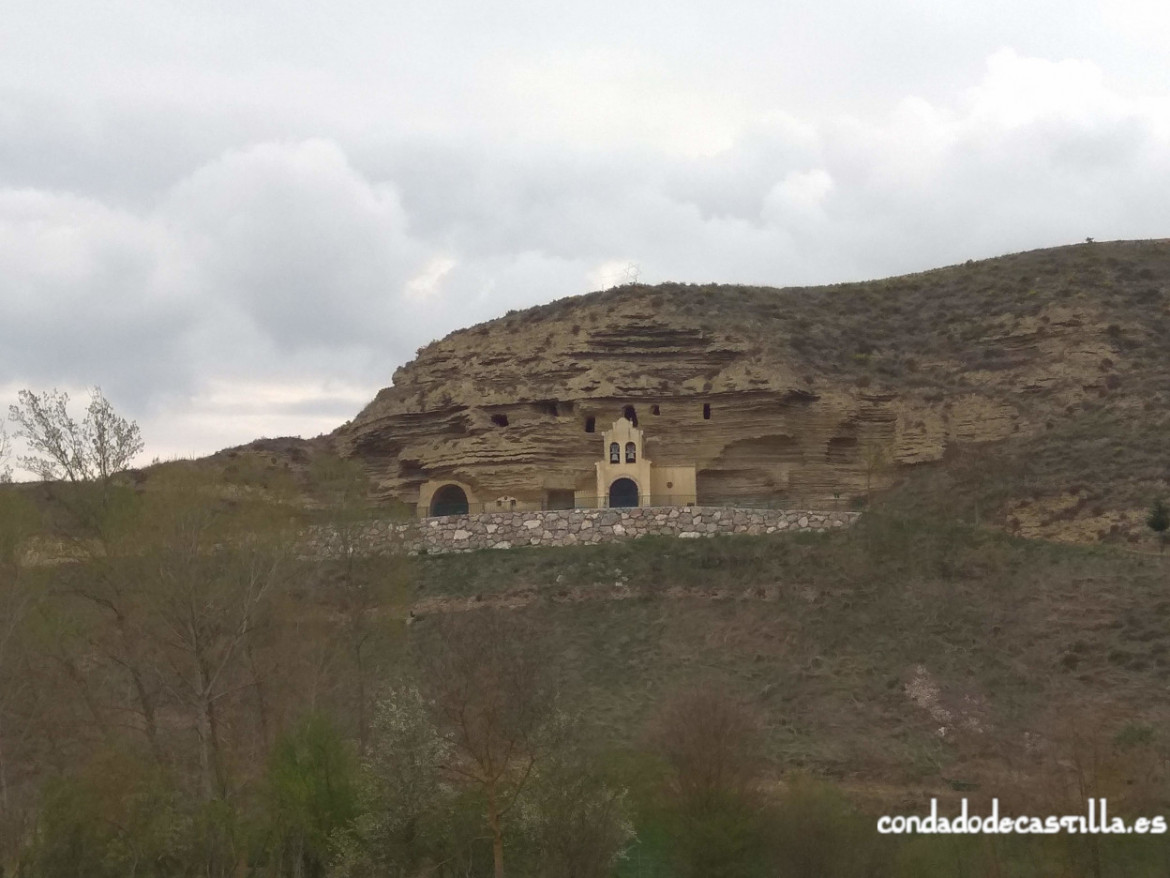 Ermita rupestre de Tosantos