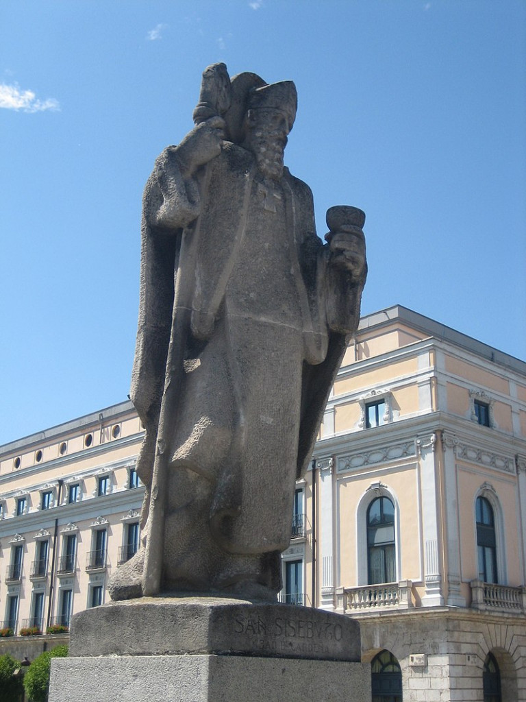 Estatua de San Sisebuto en el puente de San Pablo de Burgos. Obra de Joaquín Lucarini