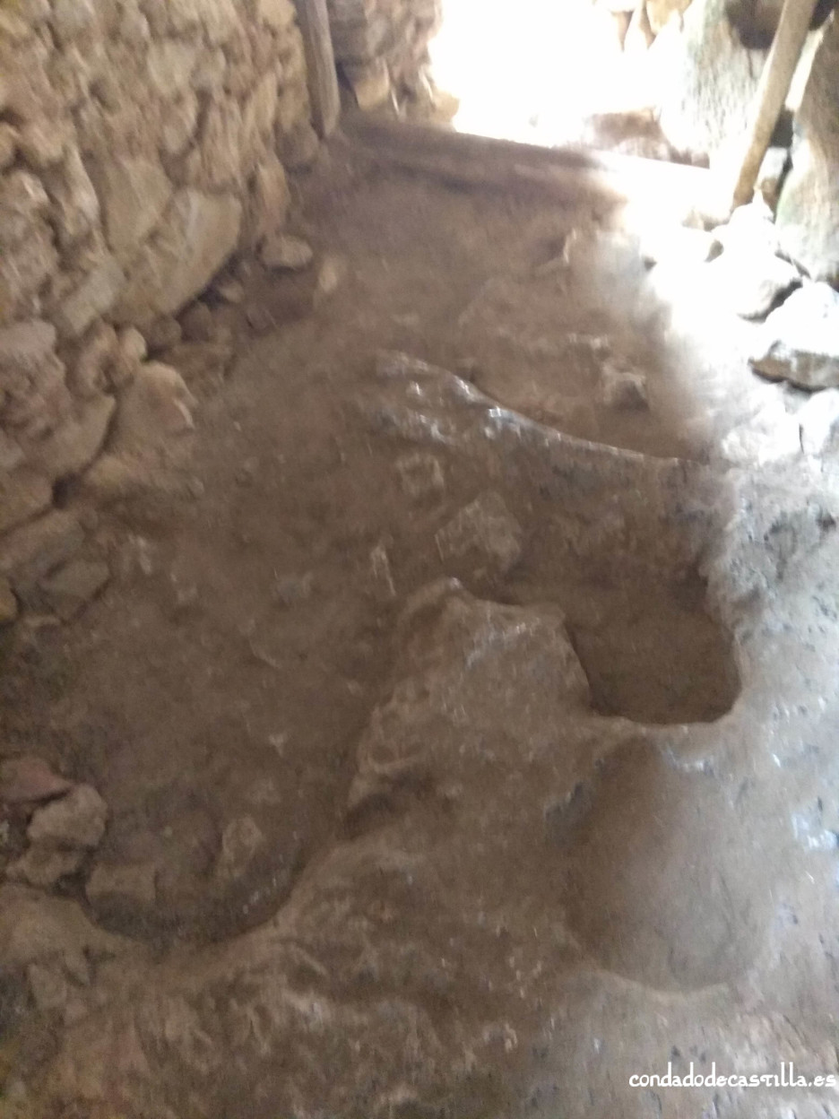 Ermita rupestre de San Juan Bautista de Socueva - Historia del Condado ...