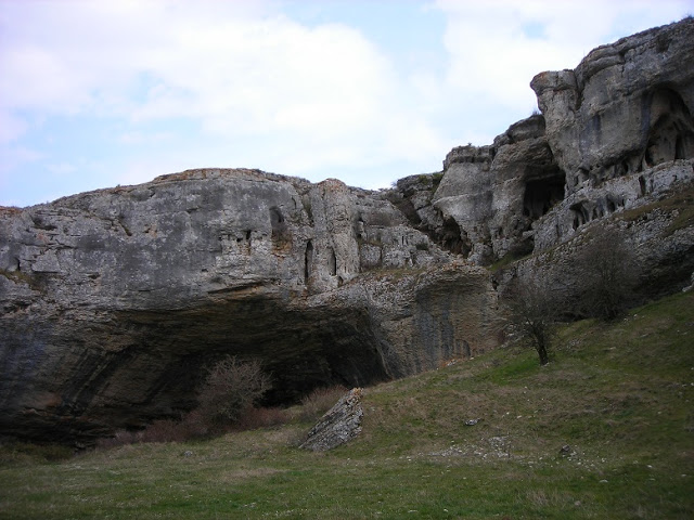 Cueva del Agua. Basconcillos del Tozo
