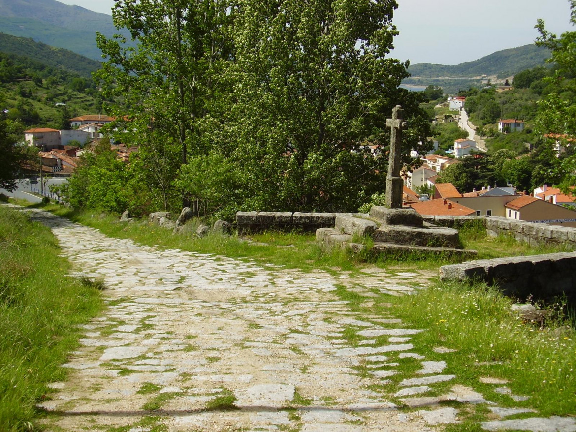 Calzada romana por Baños de Montemayor (Cáceres)
