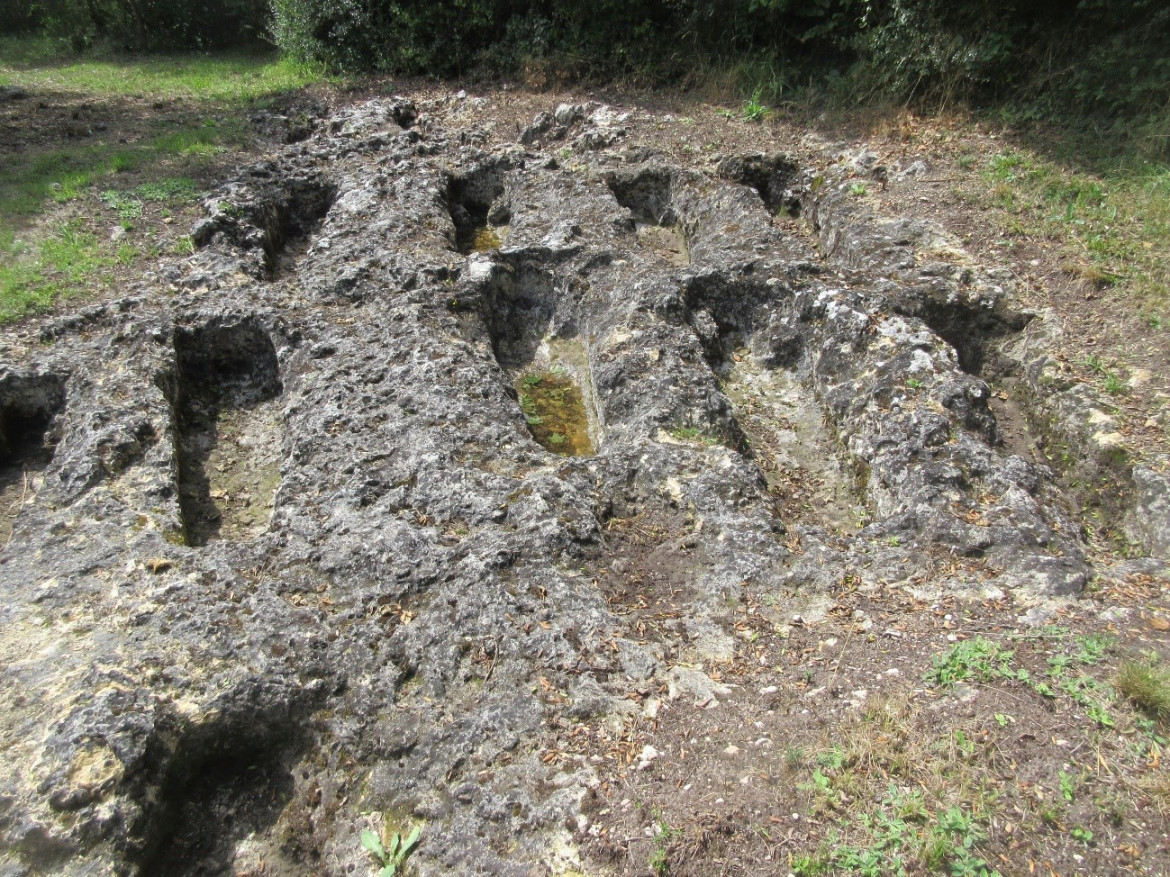 Necrópolis de Santa Olalla y Santa Lucía de Corro