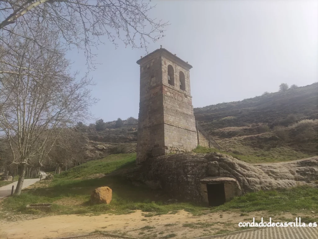Torre campanario de olleros de Pisuerga y laura