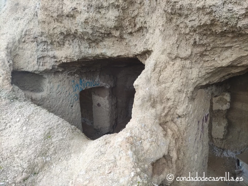 Casas cueva de Magaz de Pisuerga