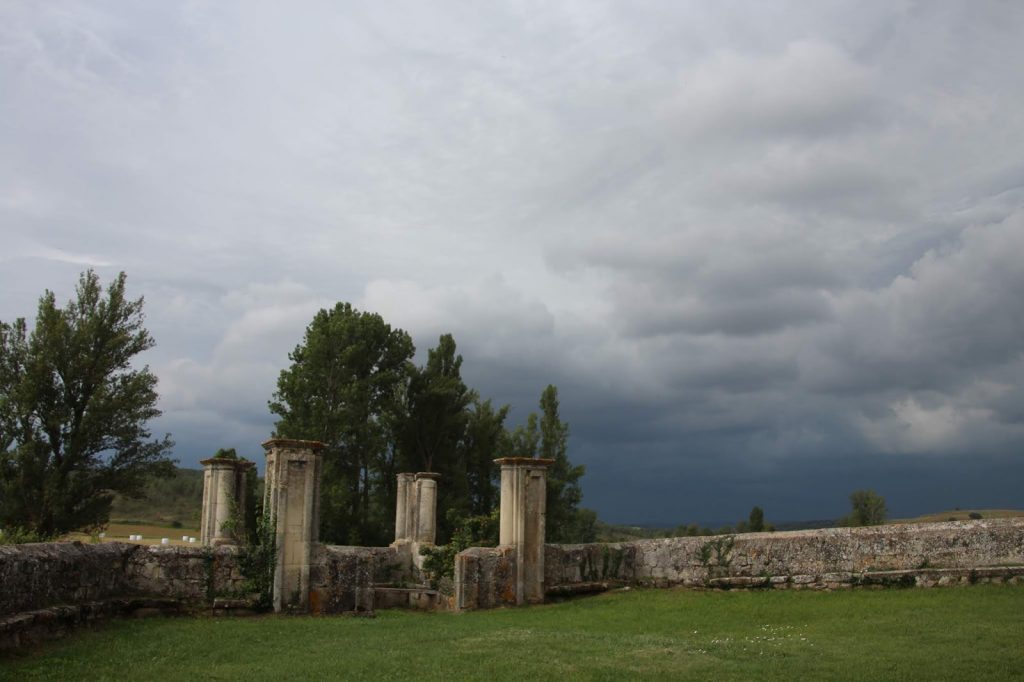 Conjuradero de nublos en Cozuelos de Ojeda (Palencia)