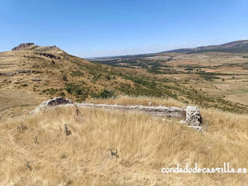 Restos de aljibe. Castillo de Lara