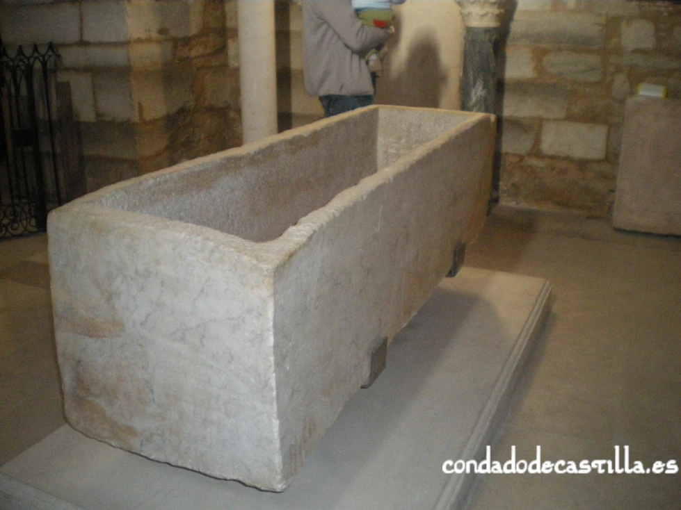 Sepulcro atribuido a Chindasvinto y Reciberga