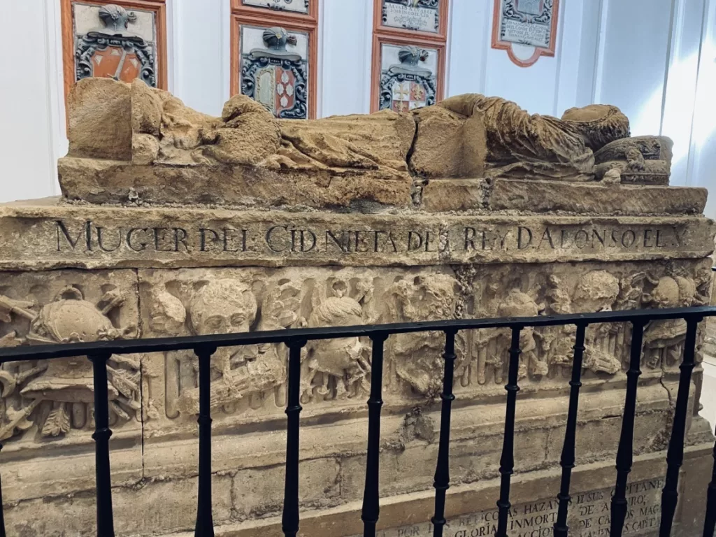 Sepulcros del Cid y Jimena en San Pedro de Cardeña