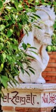 Busto de Azarquiel en el IES Azarquiel de Toledo